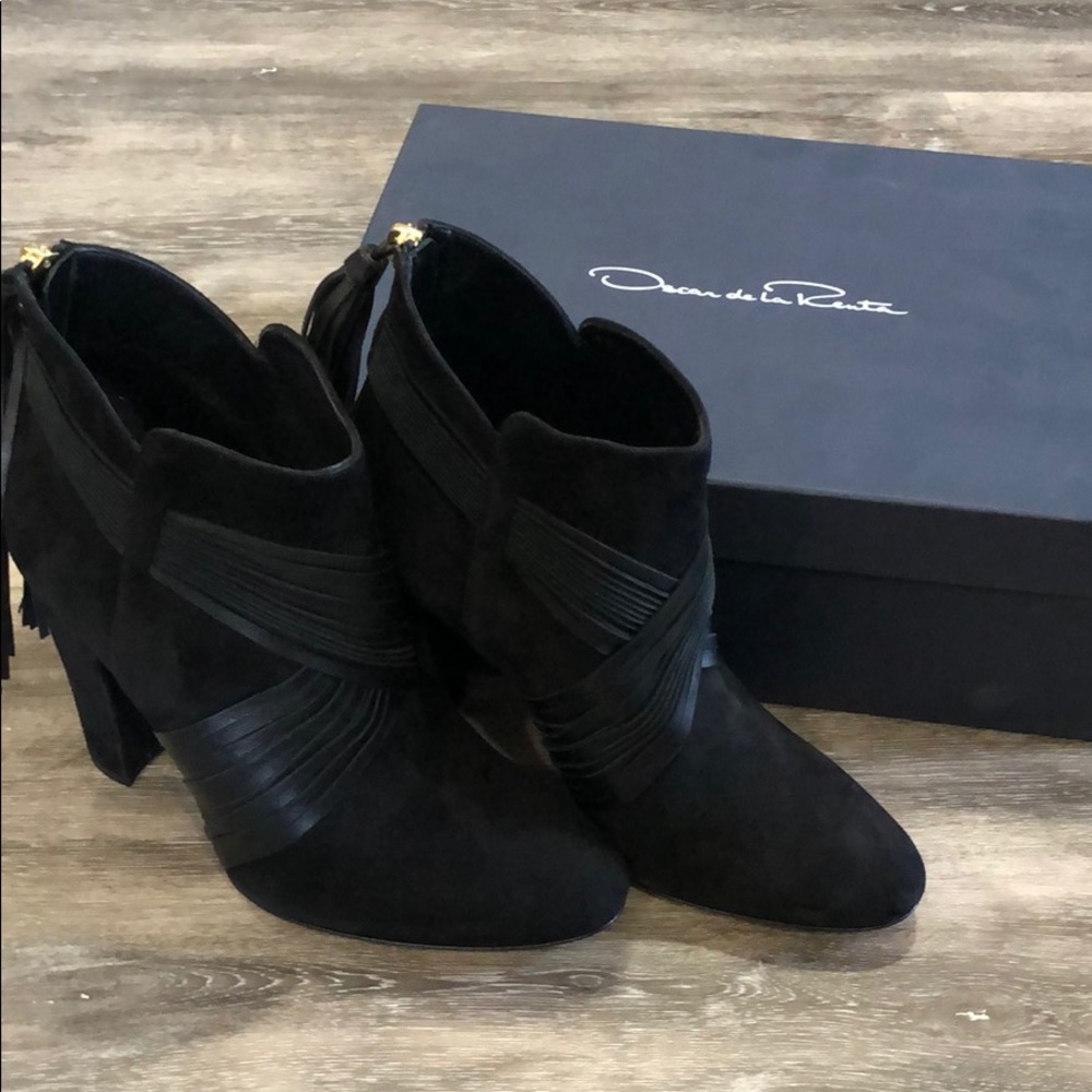 Oscar de la renta black ankle booties size 8